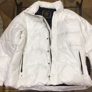 White Old Navy Puffer Jacket